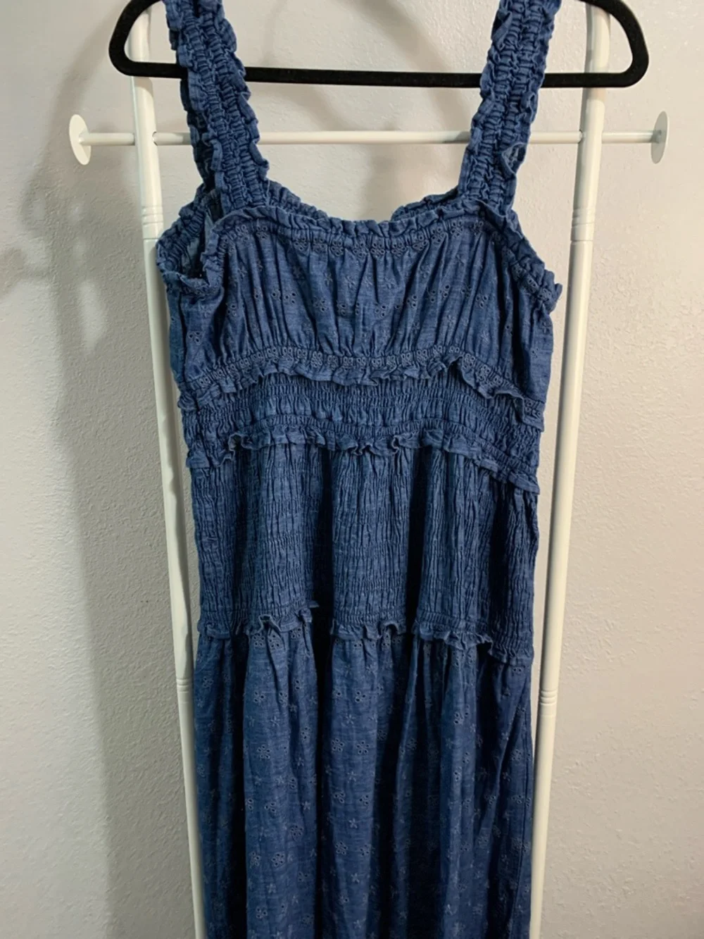 GAP Blue Eyelet Smocked Maxi Dress - Picture 8 of 11
